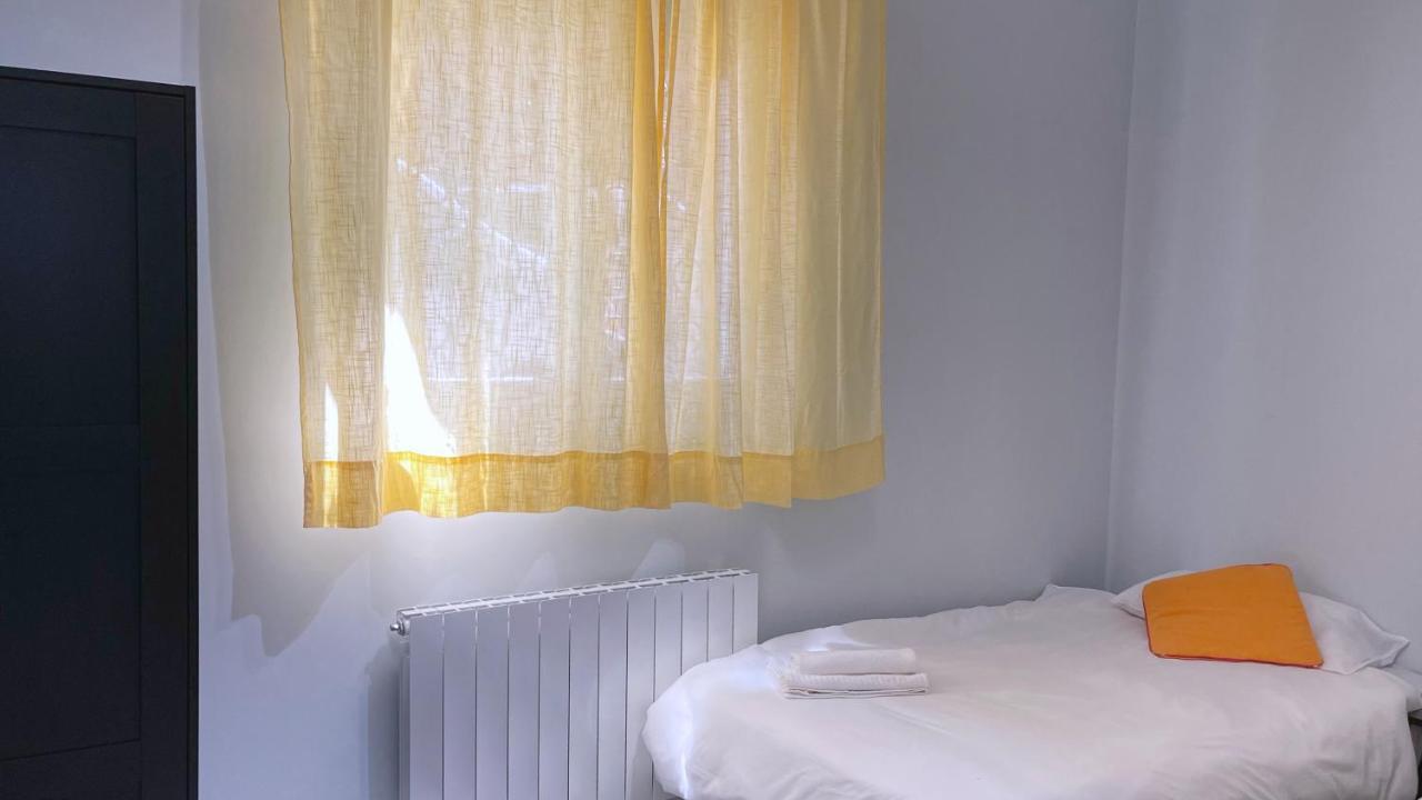 Apartamento Urban flat reformado con escritorio trabajo y wifi Bilbao Exterior foto